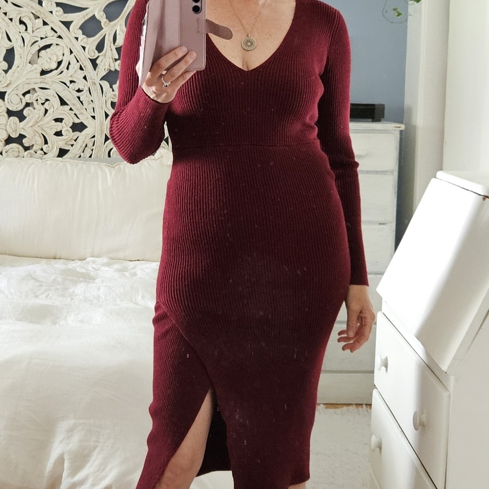 Red Long Sleeve V-Neck Bodycon Dress